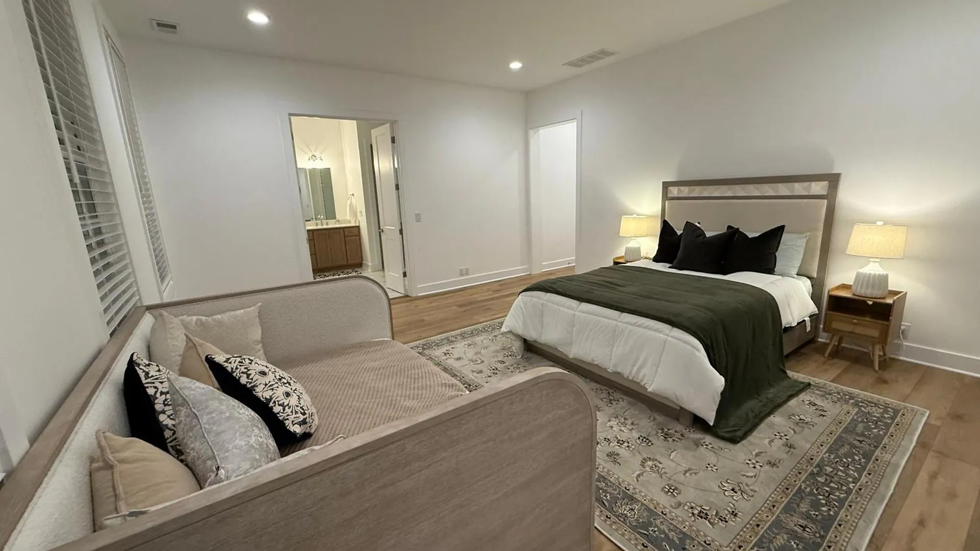 Hotel Apartment At Norton Commons Louisville USA
