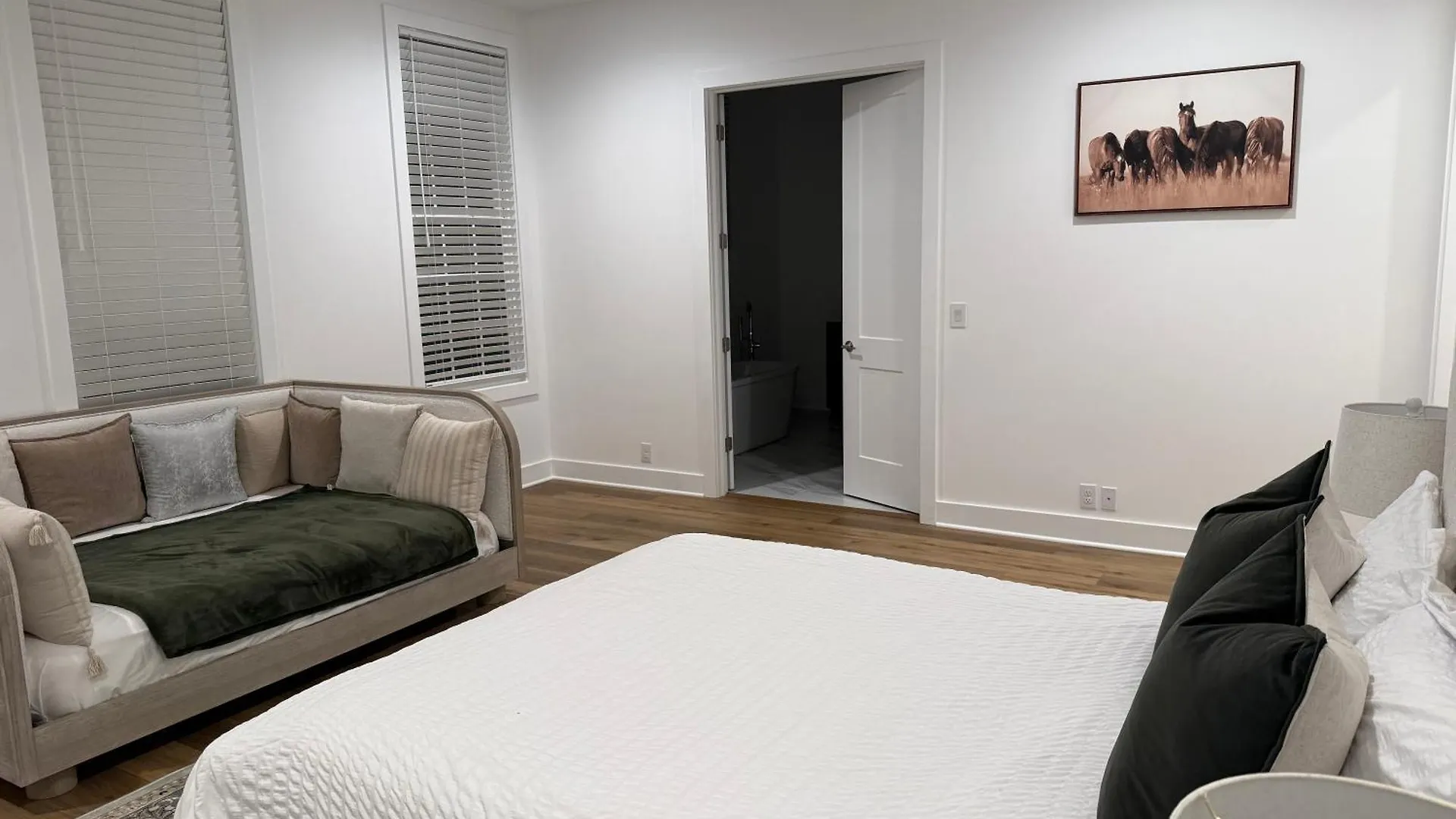 Hotel Apartment At Norton Commons Louisville USA